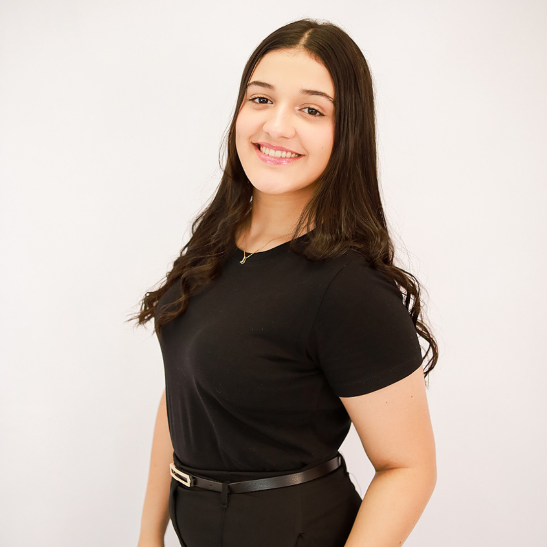 Julia - Assistente de Marketing